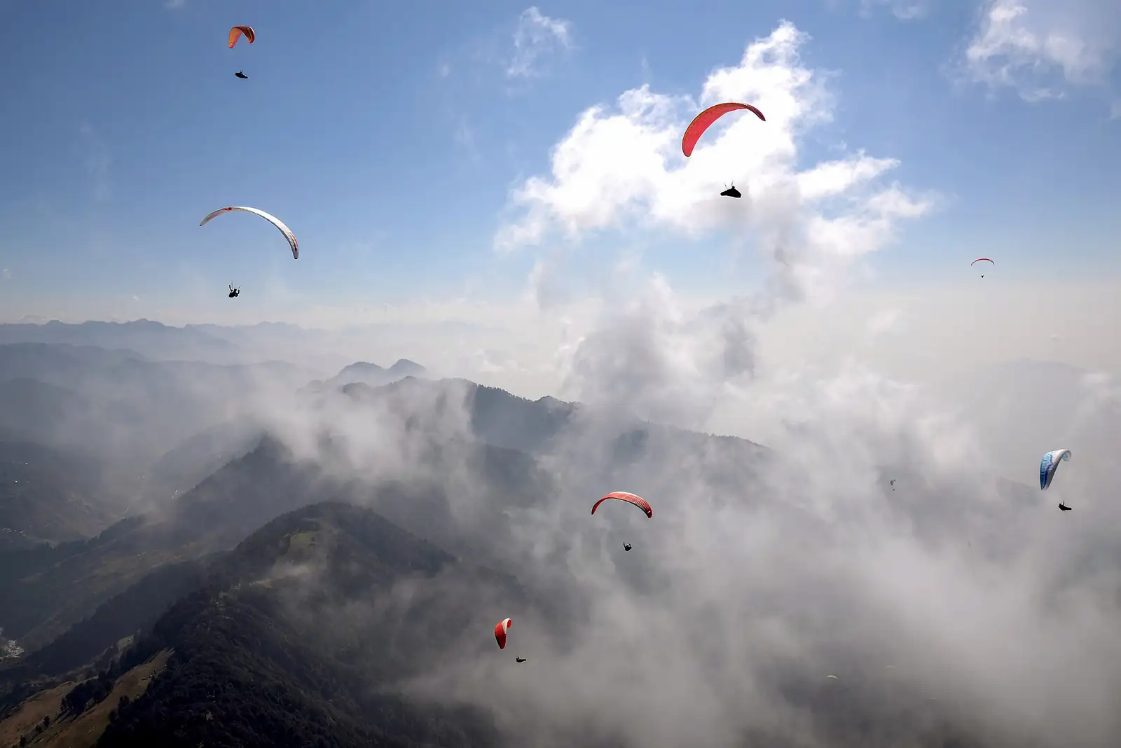 Paragliding at Bir, Himachal Pradesh